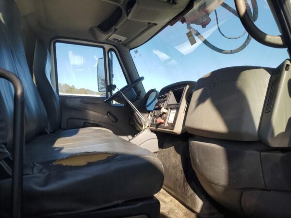 2008 International 7000 7300 7.6L for sale - Image 5
