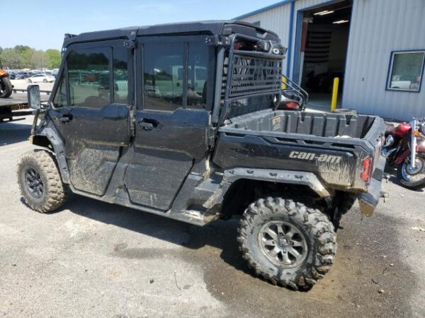 2023 Can-Am Defender MAX Limited HD10 - Image 3