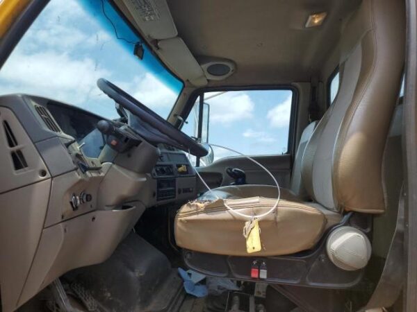 2006 Sterling L9500 Crane truck For Sale - Image 4