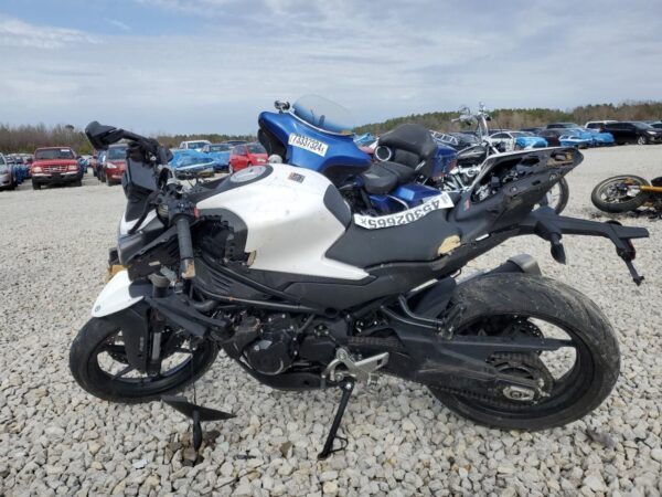 2024 CF Moto 450NK Motorcycle - Image 3