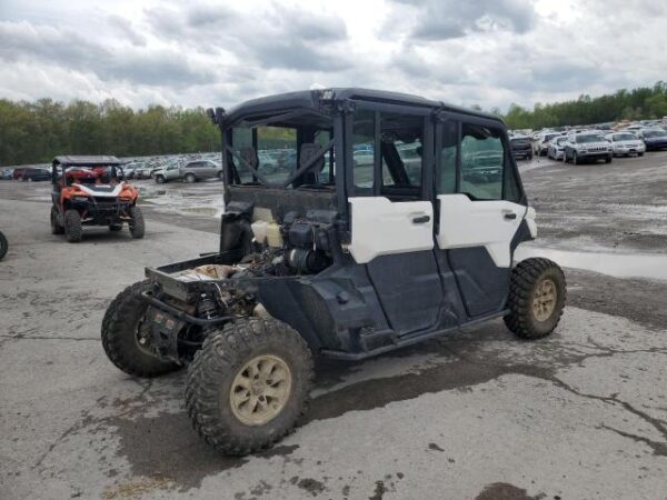 2024 Can-Am Defender MAX Limited Cab HD10 - Image 4