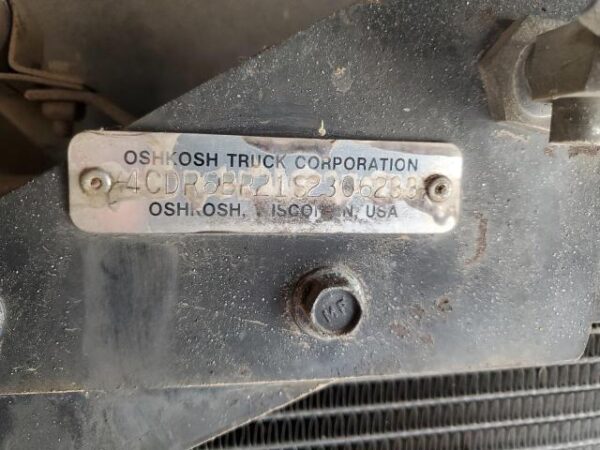 1995 Oshkosh Motor Truck Co. Chassis, X Line - Image 8