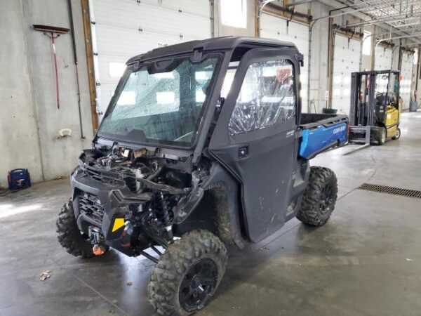 2022 CAN-AM DEFENDER XT HD10