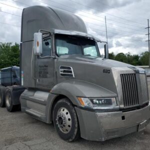 2019 WESTERN STAR 5700 SEMI TRUCK