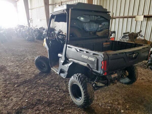 2016 CAN-AM DEFENDER HD10 - Image 2