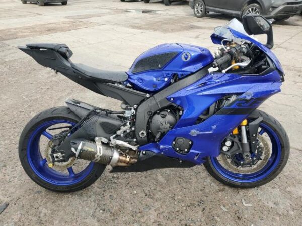 2018 YAMAHA YZFR6 - Image 2
