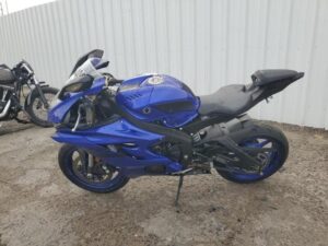 2018 YAMAHA YZFR6