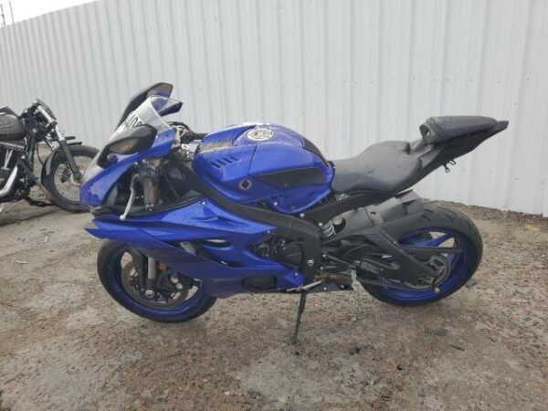 2018 YAMAHA YZFR6
