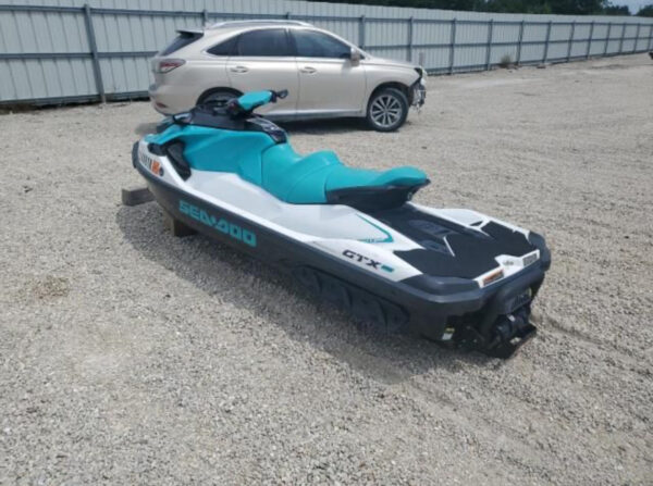 2023 Seadoo GTX 130 - Image 2