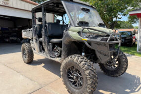 2021 CAN-AM DEFENDER MAX HD8